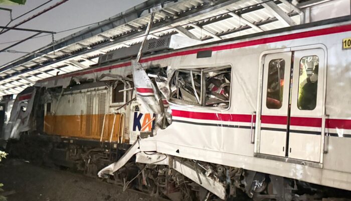 Update Kecelakaan Kereta di Bekasi Timur : 14 Orang Meninggal 84 Luka-luka