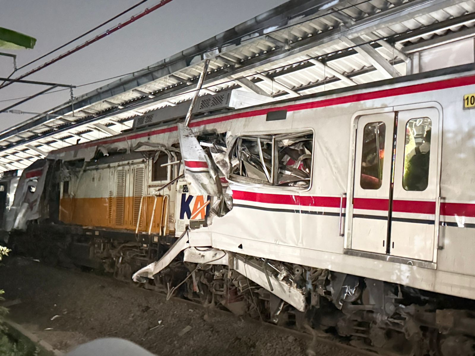 Gerbong Kereta Di Bekasi Timur
