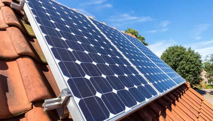Potensi Surya 3.200 GW Jadi Modal Penting Transisi Energi di Indonesia