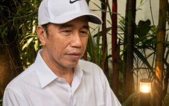Jokowi Blak-blakan Sebut Ada Manuver untuk Hancurkan Reputasinya dan Gibran