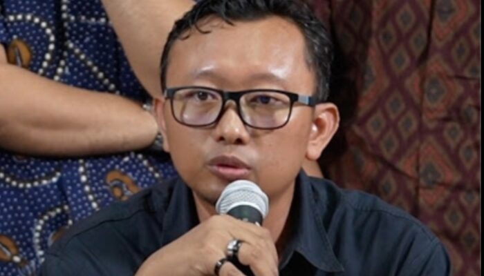 YLBHI Minta Polisi Tolak Laporan terhadap Feri Amsari