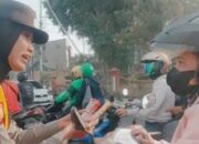 Memperingati Hari Kartini, Polwan Jakpus Turun ke Jalan Berbagi Cokelat