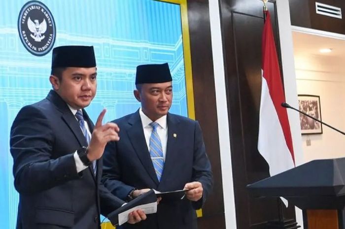 Teddy Indra Wijaya Dan Prasetyo Hadi
