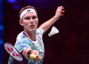 Pebulutangkis Denmark Viktor Axelsen Umumkan Pensiun Akibat Cedera Punggung Kronis