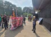 Aliansi BEM Bersuara a Geruduk DPR RI Tuntut Penyerangan Andrie Yunus Diproses Peradilan Umum