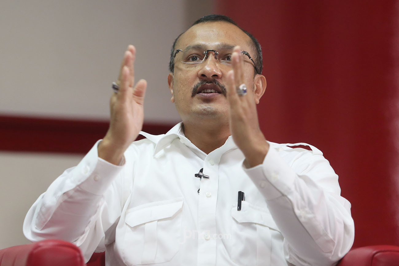 Ferdinand Hutahaean Dalam Program Ngompol Ngomongin Politik 6