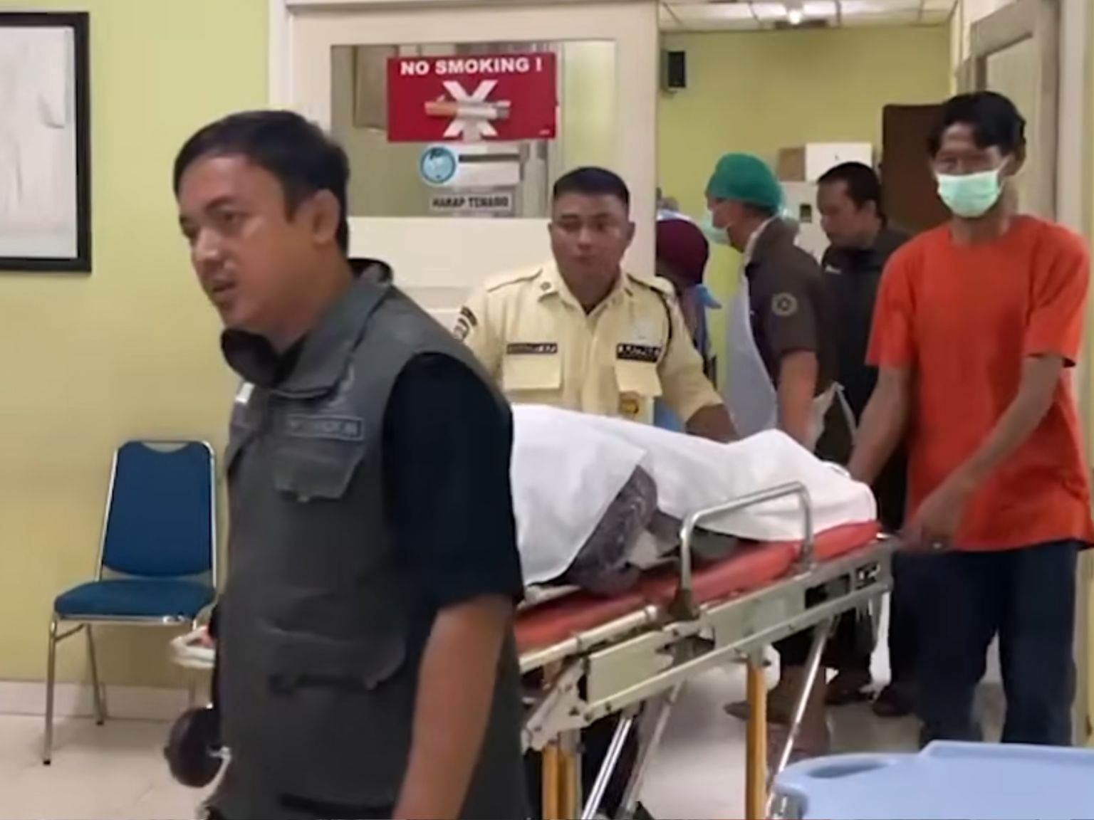 Korban Kecelakanan Kereta Di Bekasi Timur