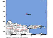 Info Gempa Mag: 3.9 – Pusat gempa berada di laut 135 km Timur Laut Tuban