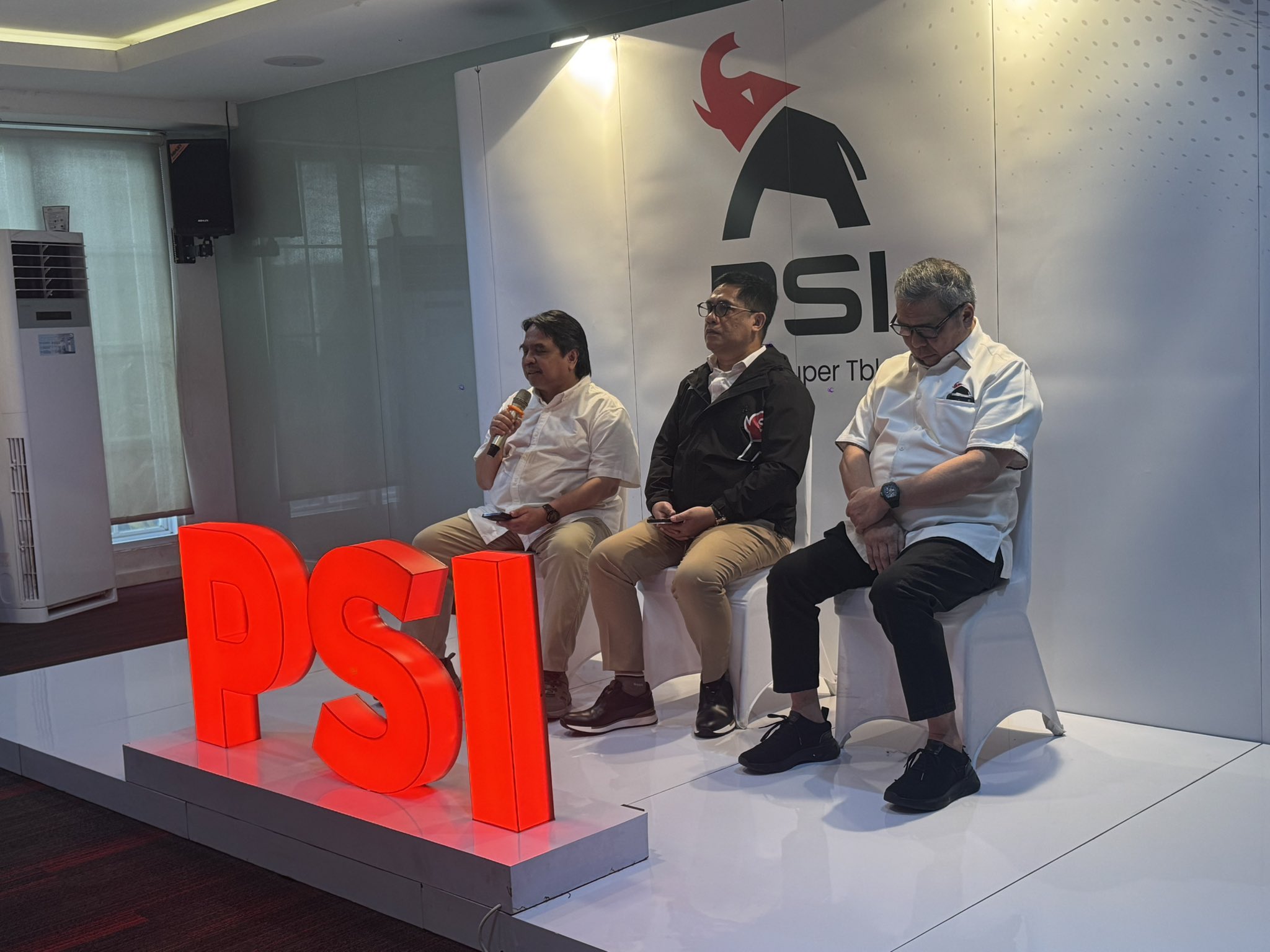 Ade Armando Mundur Dari Psi