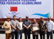 Bea Cukai Makassar Lepas Ekspor Perdana Arang Cengkeh Kemiri ke China