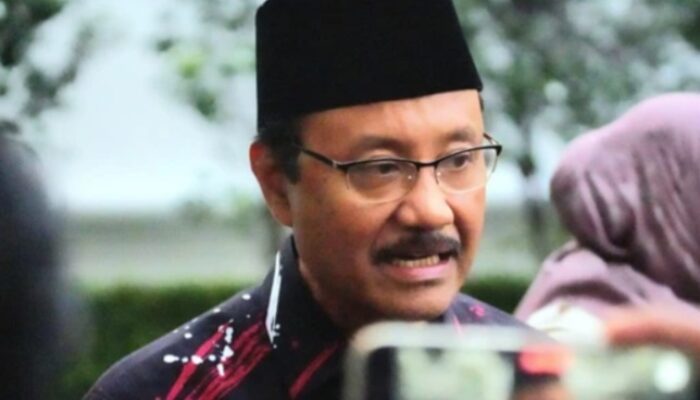 Mensos Buka Suara soal Anggaran Sepatu Rp27 Miliar untuk Program Sekolah Rakyat