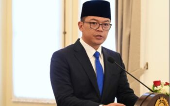 Menlu Sugiono