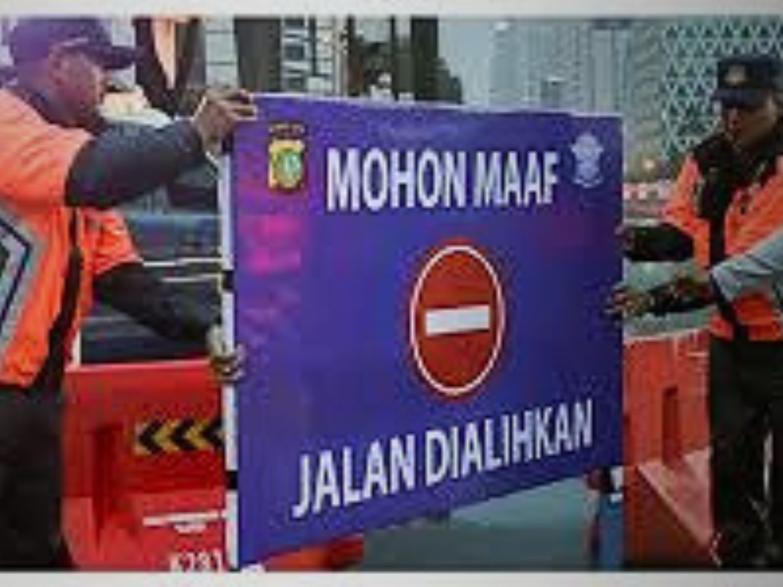Pengalihan Jalan