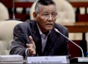 Romli Atmasasmita Desak DPR Revisi UU Tipikor