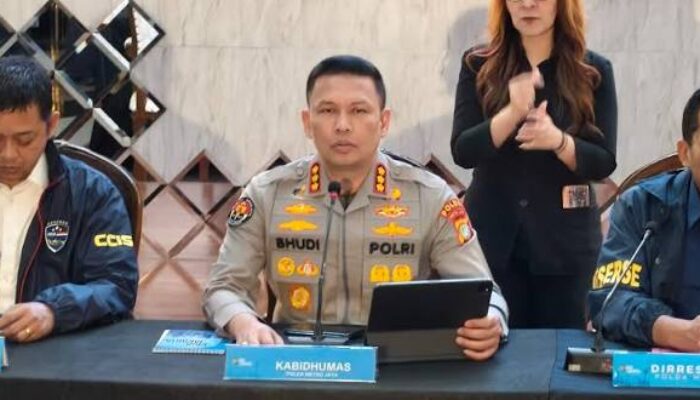 Polisi Pulangkan 101 Orang yang Diamankan di Monas Saat May Day