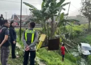 Mogok di Rel, KA Argo Bromo Anggrek Hantam Mobil di Grobogan: 4 Orang Tewas