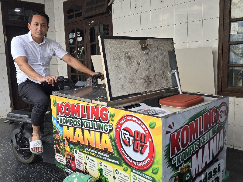 Ketua RT 11 Gandaria Utara Imam Basori Luncurkan Komling & Smart Geprek