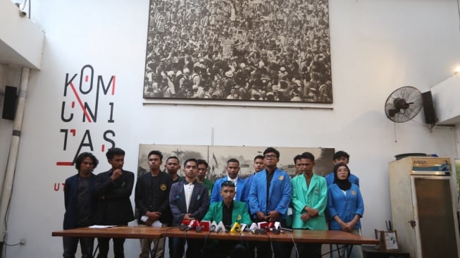 48900 Aliansi Bem Bersatu Tyo