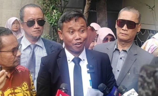 Ahmad Khozinudin