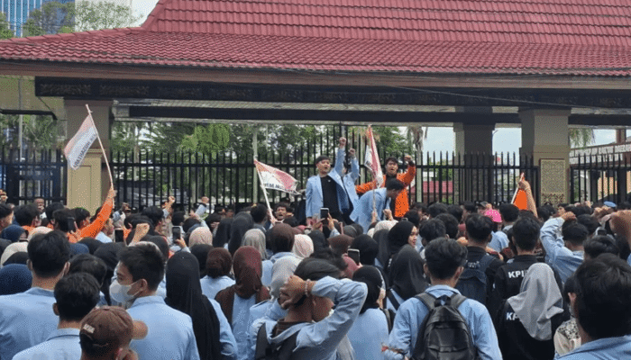 Kapolda Sumsel Tegaskan Polri Kawal Aspirasi Mahasiswa UIN Raden Fatah Secara Humanis
