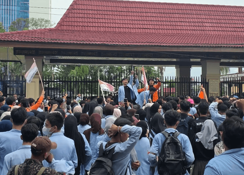 Demo Di Dprd Sumsel