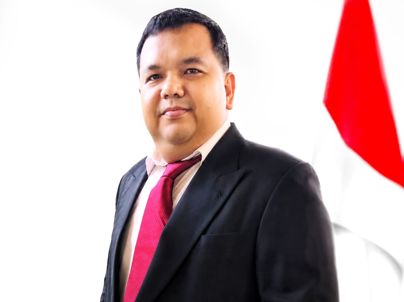 DR. Gerald Theodorus L.Toruan S.H. M.H.