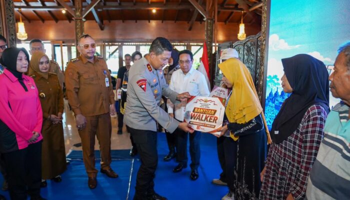 Polda Jateng Layani Hampir 1.000 Warga dalam Bakti Kesehatan Hari Bhayangkara ke-80