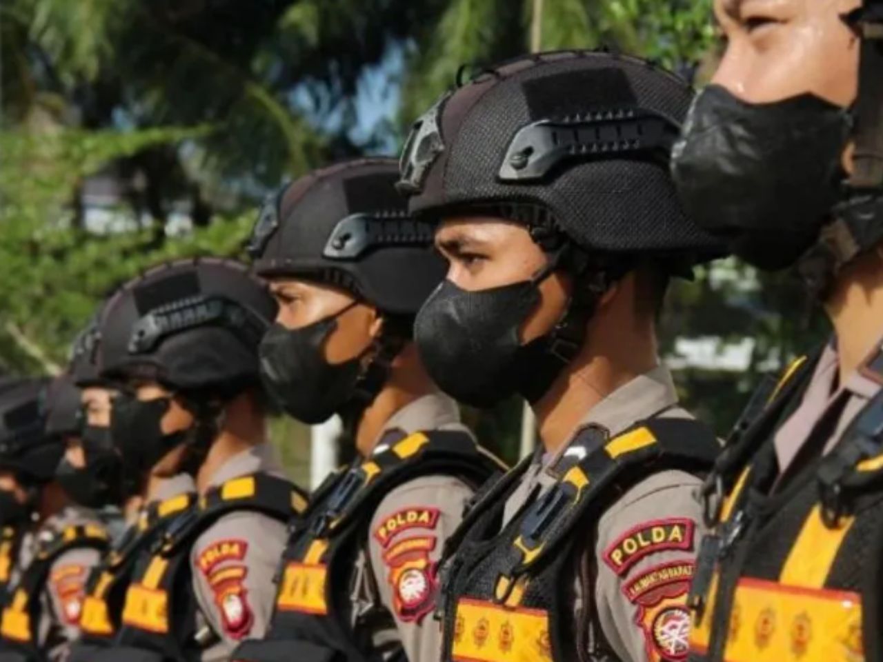 Polisi