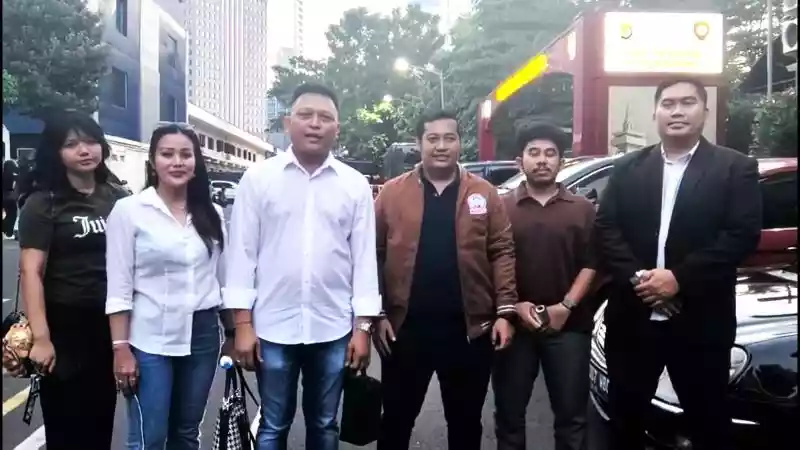 Wakil Sekretaris Jenderal Mgn Arnold Lintong Saat Berada Di Polda Metro Jaya. Foto Mgn