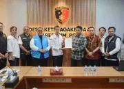 Berhasil Dimediasi Polri, 131 Buruh Dapat Kompensasi PHK dan Tunggakan Upah Rp10 Miliar