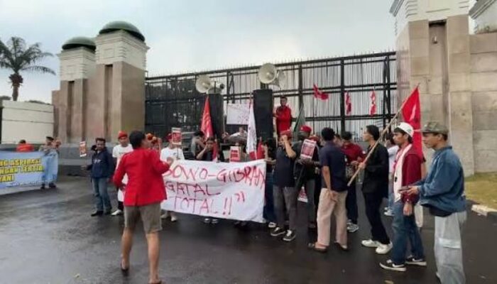 Aliansi Cipayung Menggugat Demo di DPR, Desak Prabowo-Gibran Mundur