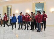 Usai Dialog Aspirasi, Wapres dan Perwakilan Mahasiswa Salat Magrib Berjamaah di Masjid Baiturrahman Setwapres