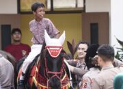 Ditpolsatwa Baharkam Polri Edukasi Pelajar SLB Negeri Depok Lewat Demonstrasi Satwa
