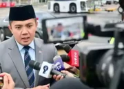 Seskab Teddy Tegaskan Kunjungan Luar Negeri Prabowo Bukan Pencitraan, Ini Buktinya