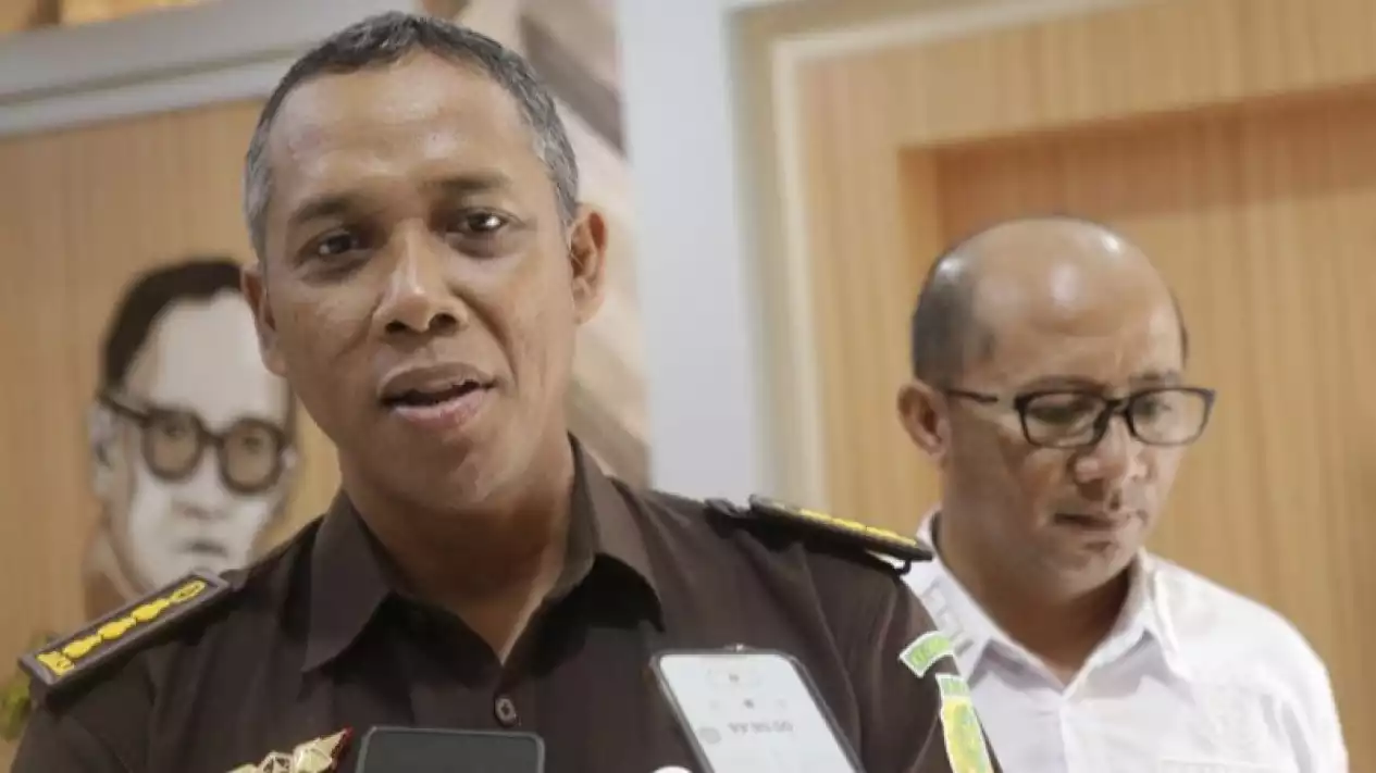 6a479cf0b1c8d Asisten Bidang Pengawasan Kejati Ntb I Wayan Eka Widdyara Gemini 1265 711