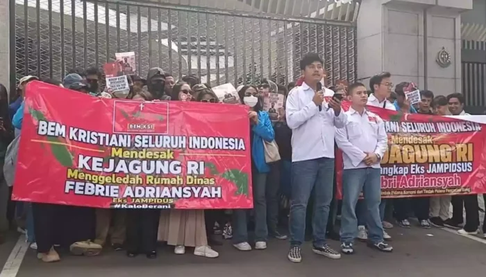 Gelar Aksi, BEM Kristiani Beri Tenggat 3×24 Jam kepada Kejagung untuk Tahan Febrie Adriansyah