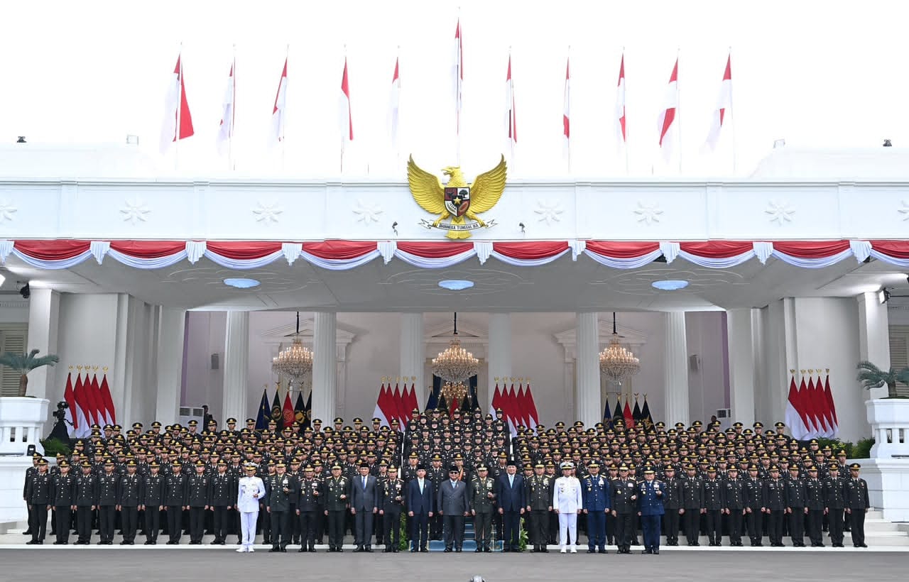 Upacara Prasetya Perwira (Praspa) TNI-Polri di Istana Merdeka Jakarta