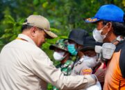 Menko Polkam : Keselamatan Masyarakat dan Petugas Jadi Prioritas Tangani Karhutla