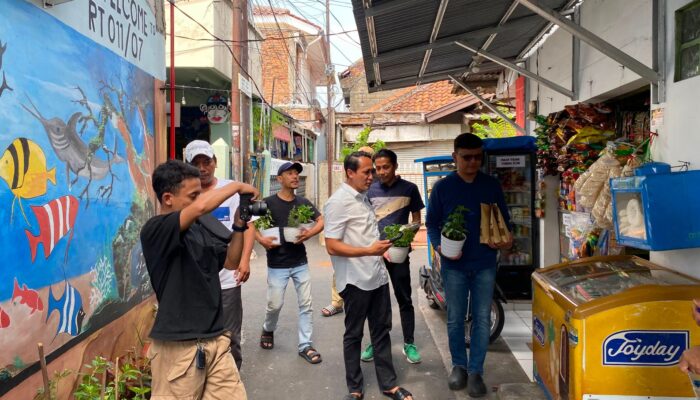 Bukan Sekadar Lomba! Gerakan RT 11 Gandaria Utara Ini Bikin Warga Panen Sayur dari Halaman Sendiri