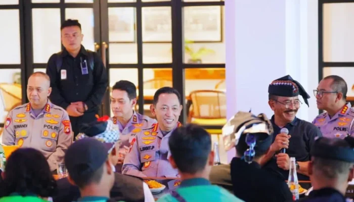 Kapolri Perkuat Sinergi dengan Pecalang dan Ojek Online untuk Jaga Keamanan Bali