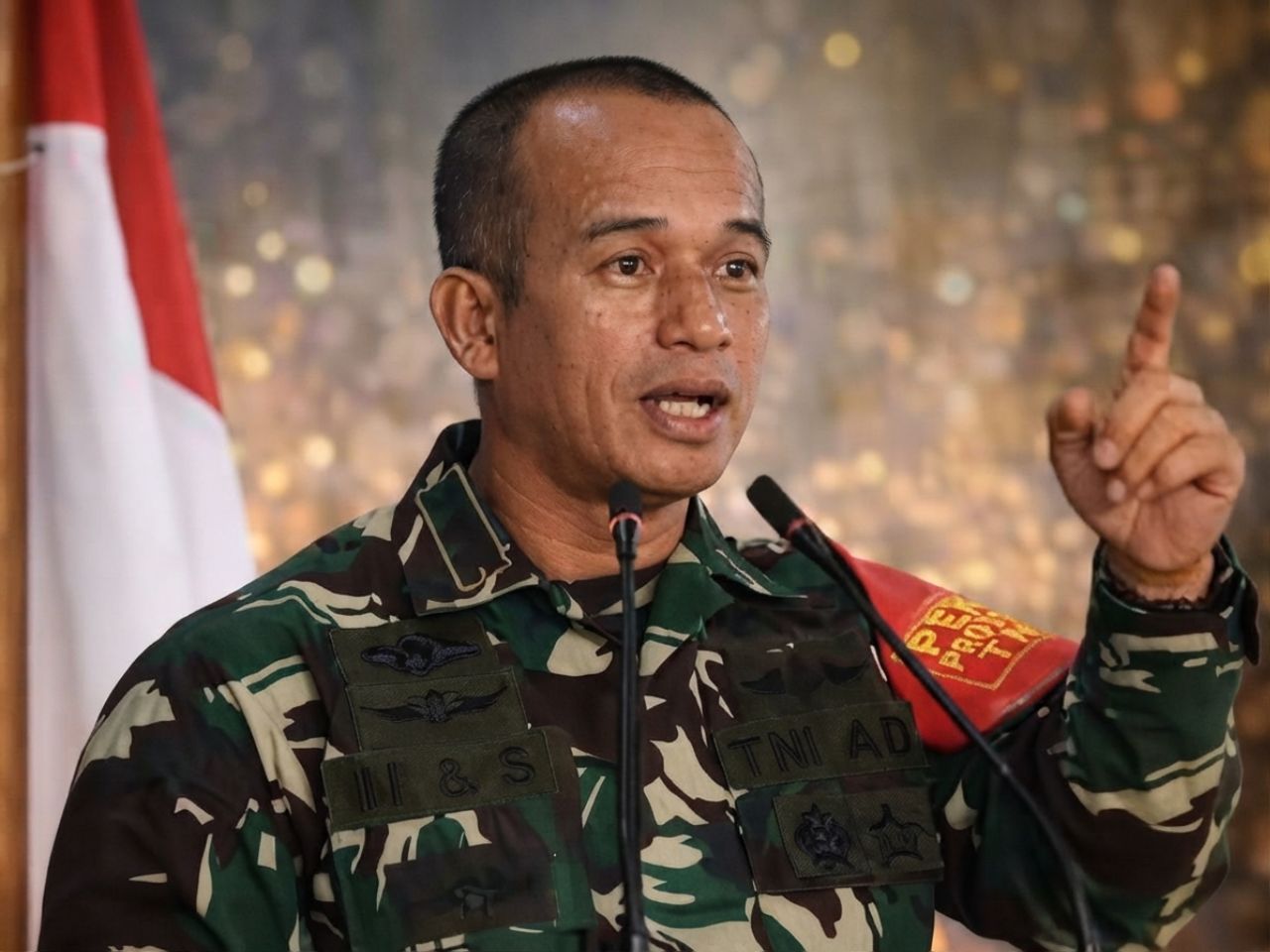 Kepala Pusat Penerangan Tni Brigjen Muhammad Nas