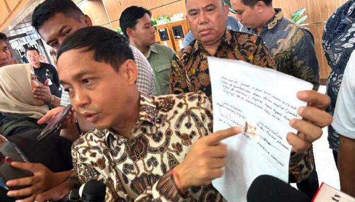 Menhut Raja Juli Tegaskan Tak Pernah Lepaskan Kawasan Hutan di Kuansing