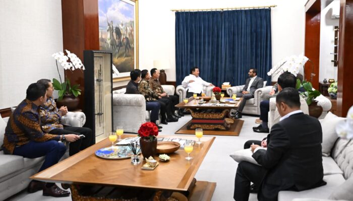 Prabowo Terima Bos FBI di Kertanagera, Ini yang Dibahas