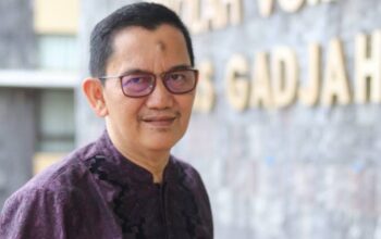 Fahmy Radhi UGM