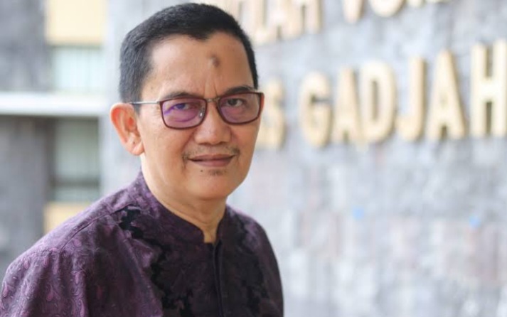Fahmy Radhi UGM
