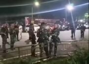 50 Pria Baju Loreng Datangi Polda Metro Jaya Usai Penggeledahan Febrie Adriansyah
