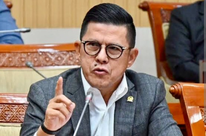 Soedeson Tandra Komisi Iii