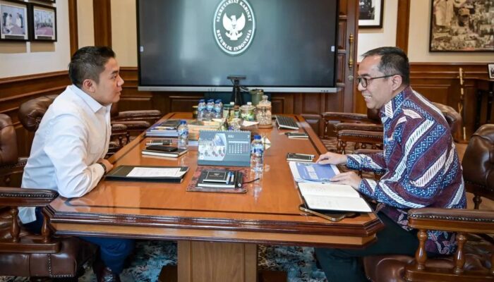 Seskab Teddy Indra Wijaya: Beasiswa Garuda Disiapkan untuk Cetak Pemimpin Masa Depan Indonesia
