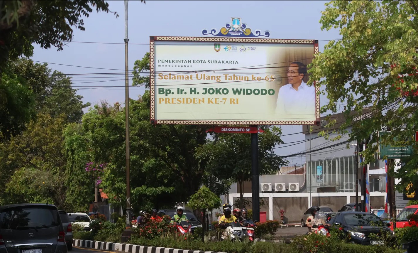 Wali Kota Solo Dilaporkan Ke Kejari Gegara Baliho Hut Jokowi