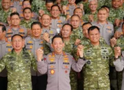 Kunjungi Mabes TNI, Kapolri Tegaskan Soliditas TNI-Polri Hadapi Upaya Pecah Belah